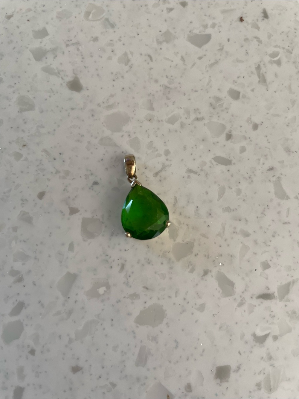 Sterling Silver (925) Green Stone Pear Shaped Necklace Pendant Classic